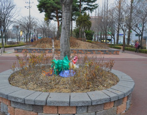 양반김 〈삼정동 르뽀: 개 닭 보듯〉