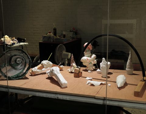 김한나 〈과, 의 것〉